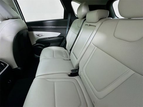 Used 2023 Hyundai Tucson SEL w/ Convenience Package image 4