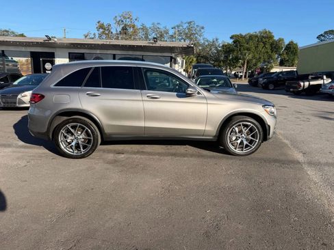 Used 2020 Mercedes-Benz GLC 300 GLC 300 4MATIC Sport Utility 4 image 13