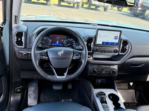Used 2023 Ford Bronco Sport Outer Banks w/ Tech Package AWD/4WD image 5