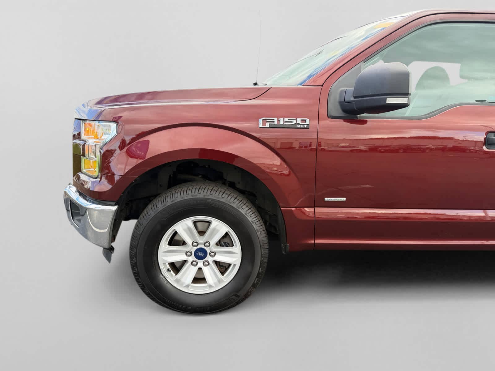 Used 2016 Ford F150 XLT w/ Equipment Group 301A Mid AWD/4WD image 19