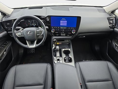 Used 2025 Lexus NX 350h AWD w/ Premium Package image 9