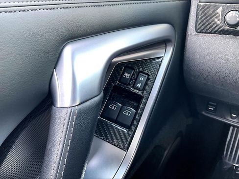 Used 2010 Nissan GT-R Premium AWD/4WD image 30