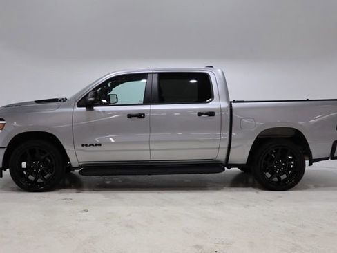 Used 2023 RAM 1500 Laramie AWD/4WD image 4