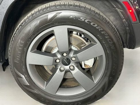 Used 2026 Land Rover Defender 110 S AWD/4WD image 31
