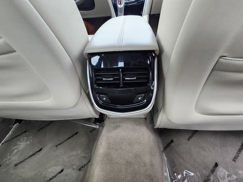 Used 2015 Cadillac XTS Luxury w/ Driver Awareness Package image 20