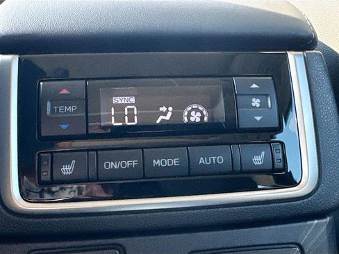 Certified 2025 Subaru Ascent Limited image 34