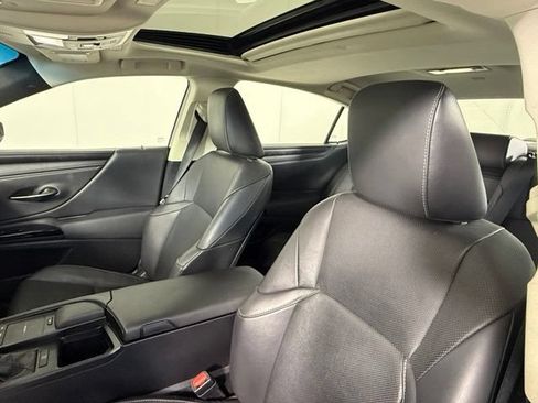 Used 2022 Lexus ES 350 w/ Premium Package FWD image 17