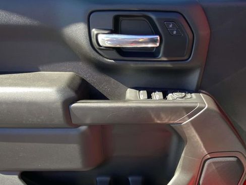 Used 2020 Chevrolet Silverado 1500 Custom Trail Boss image 16