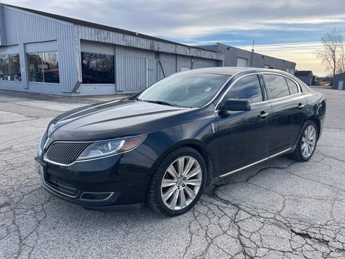 Used 2013 Lincoln MKS AWD image 4