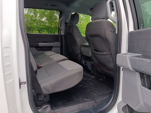 Used 2023 Ford F350 XLT AWD/4WD image 30