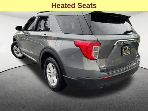 Used 2023 Ford Explorer XLT image 10