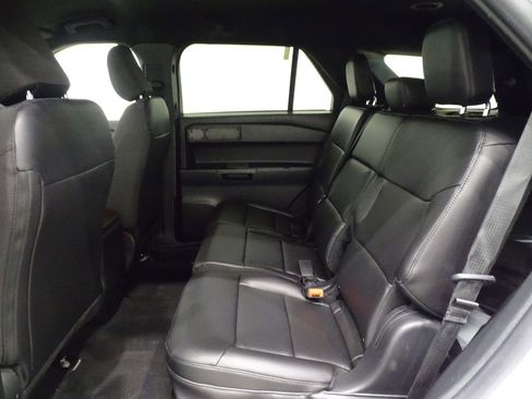 Used 2023 Ford Explorer 4WD Police Interceptor w/ Ultimate Wiring Package image 11