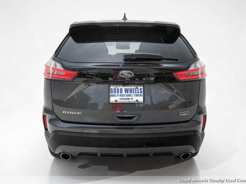 Used 2020 Ford Edge SEL w/ Convenience Package AWD/4WD image 6
