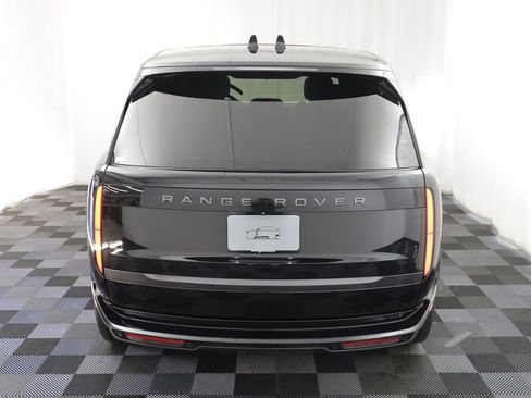 Used 2025 Land Rover Range Rover Long Wheelbase SE AWD/4WD image 17