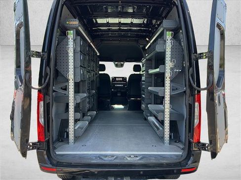 Used 2022 Mercedes-Benz Sprinter 2500 image 14