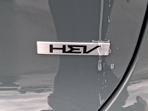 Used 2023 Kia Niro EX image 37