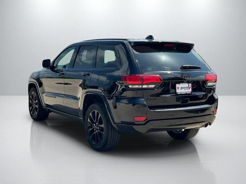 Used 2021 Jeep Grand Cherokee Laredo X AWD/4WD image 7