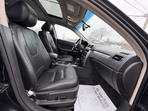 Used 2011 Ford Fusion SEL w/ Sport Appearance Pkg image 18