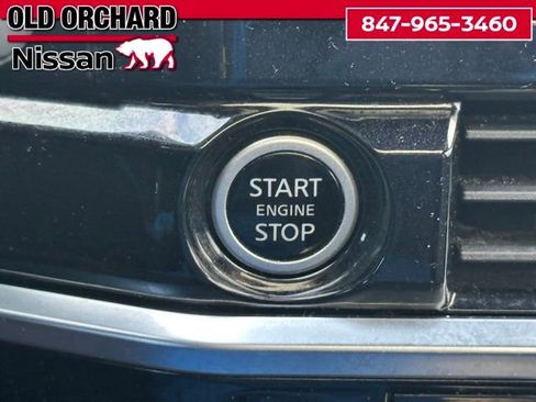 Used 2023 Nissan Pathfinder Platinum image 21