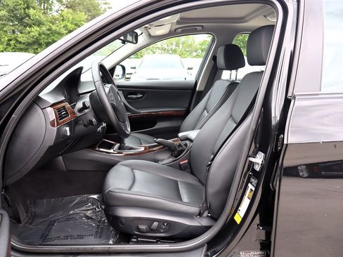 Used 2011 BMW 328i Sedan RWD image 15