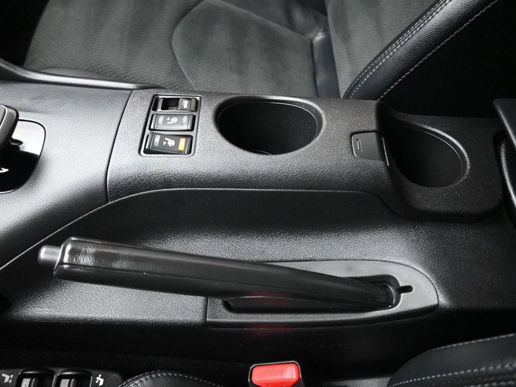 Used 2023 Nissan Z w/ Floor Mat Package (L93) RWD image 23