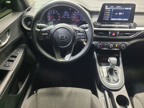 Used 2021 Kia Forte LXS FWD image 22