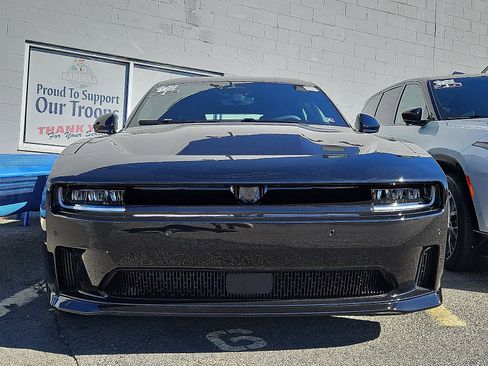 New 2026 Dodge Charger Daytona Scat Pack image 2