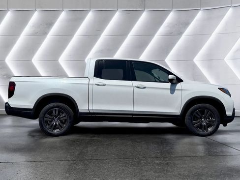 Used 2019 Honda Ridgeline Sport image 4