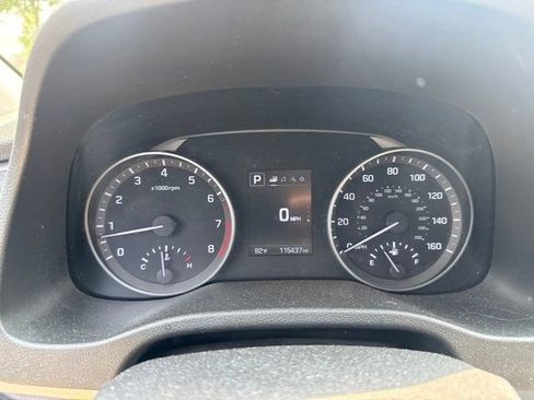 Used 2018 Hyundai Elantra Value Edition w/ Cargo Package FWD image 16