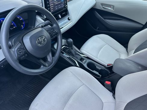 Certified 2021 Toyota Corolla LE w/ Carpet Mat Package (TMS) FWD image 9