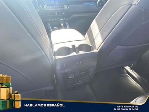 Used 2024 Chevrolet Colorado Z71 w/ Z71 Convenience Package 2 image 22