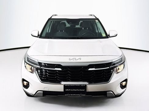 Used 2024 Kia Seltos S AWD/4WD image 2
