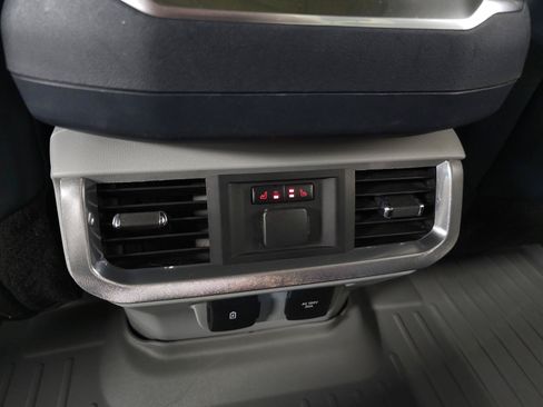 Used 2021 Ford F150 Limited AWD/4WD image 40