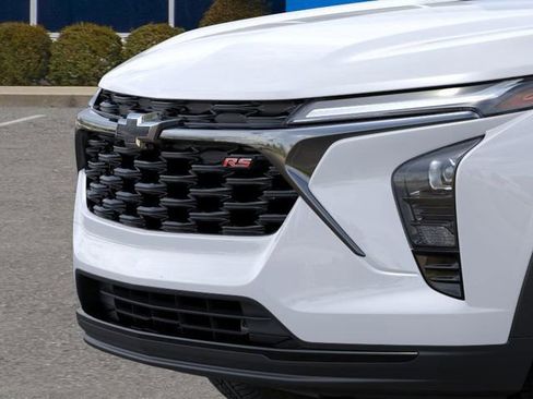 New 2026 Chevrolet Trax RS w/ Sunroof Package FWD image 13