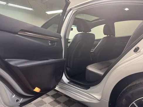 Used 2016 Lexus ES 350 w/ Navigation System Package FWD image 24