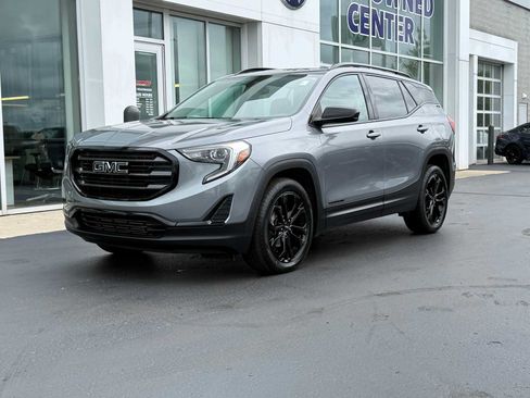 Used 2021 GMC Terrain SLE w/ Driver Convenience Package AWD/4WD image 1