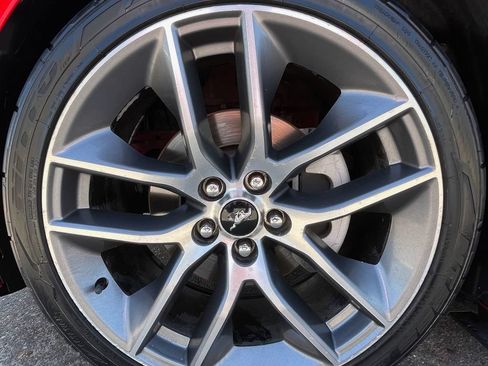 Used 2015 Ford Mustang Premium RWD image 9