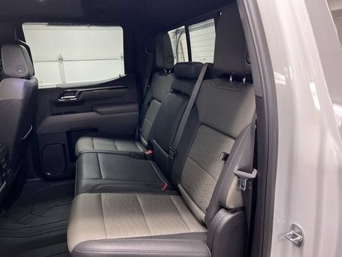 Certified 2023 Chevrolet Silverado 1500 ZR2 w/ Technology Package AWD/4WD image 26