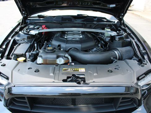 Used 2014 Ford Mustang GT w/ Equipment Group 301A RWD image 32