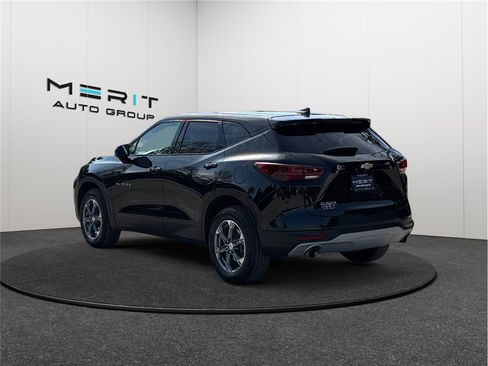 Used 2023 Chevrolet Blazer LT w/ Driver Confidence Package image 7