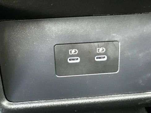 Used 2025 Nissan Rogue SV AWD/4WD image 22