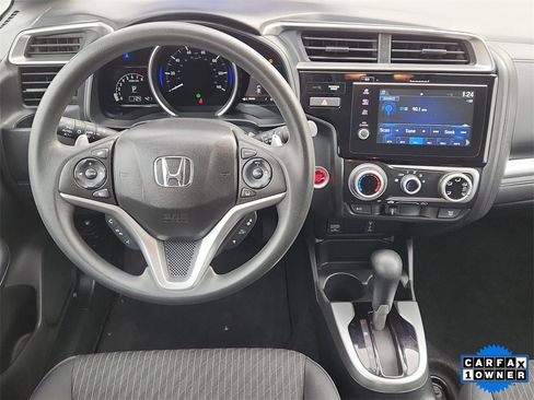 Used 2018 Honda Fit EX image 11