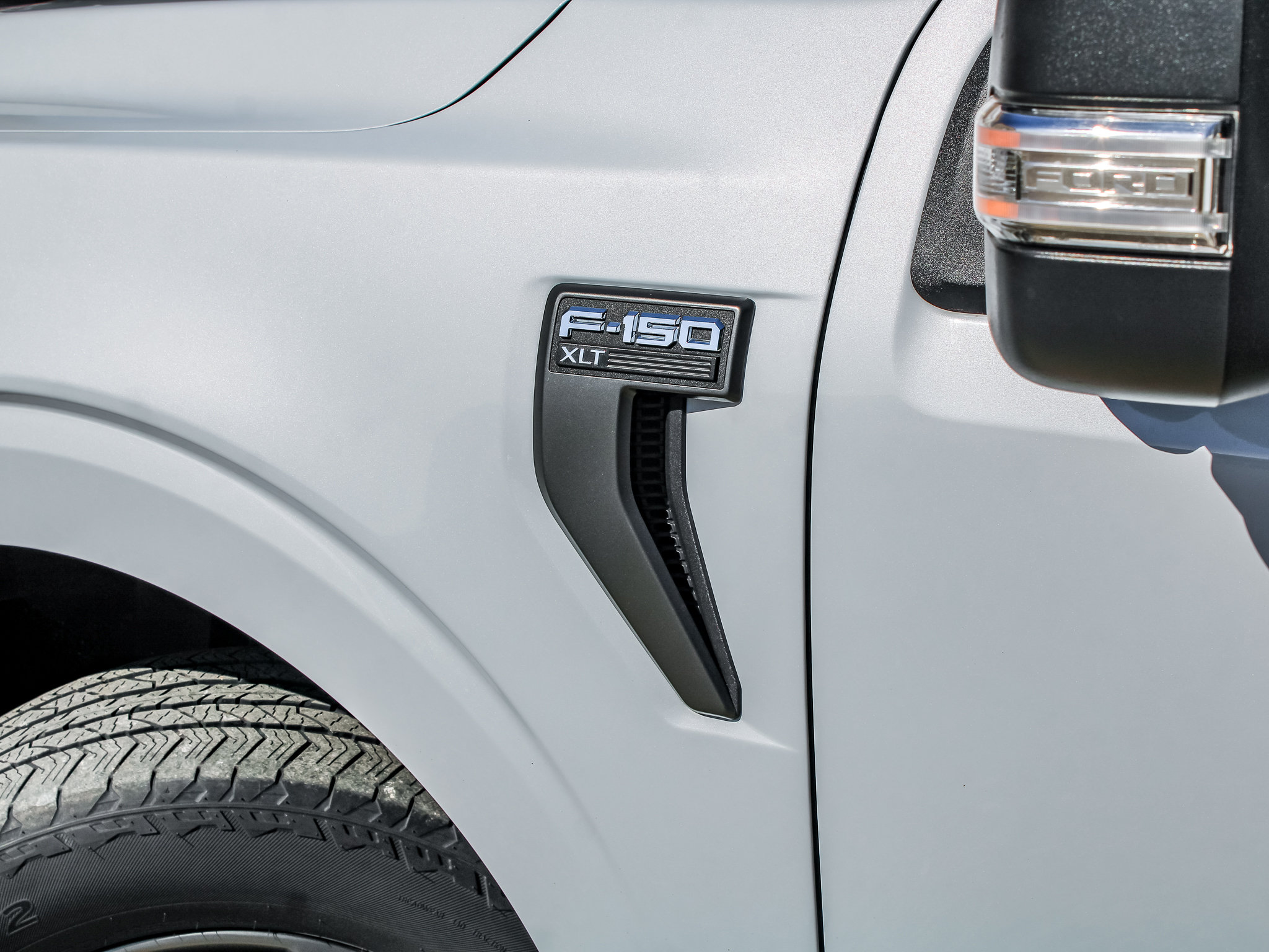Used 2022 Ford F150 XLT w/ Equipment Group 302A High AWD/4WD image 13