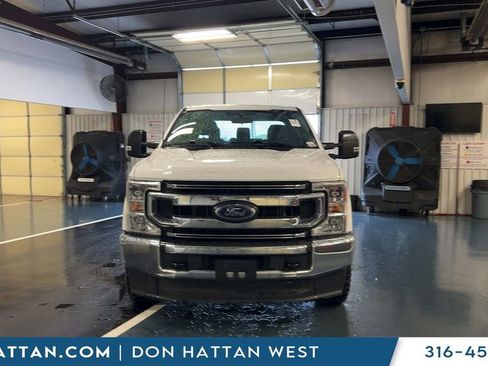 Used 2022 Ford F250 XLT AWD/4WD image 7