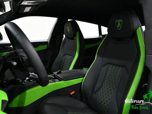 Used 2025 Lamborghini Urus SE image 24