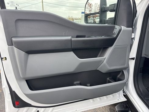 New 2026 Ford F350 XL w/ FX4 Off-Road Package image 9