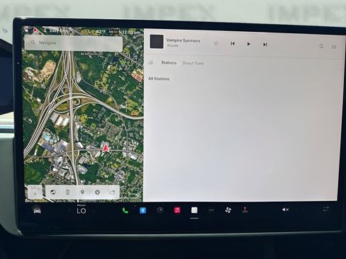 Used 2023 Tesla Model X AWD/4WD image 19