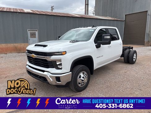 New 2026 Chevrolet Silverado 3500 LT AWD/4WD image 16