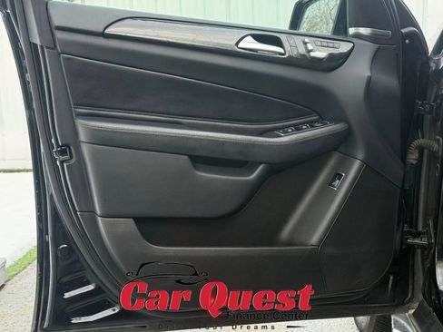 Used 2017 Mercedes-Benz GLS 450 4MATIC image 11