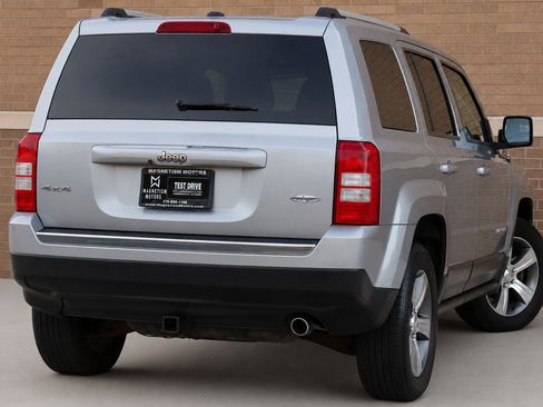 Used 2016 Jeep Patriot High Altitude AWD/4WD image 7